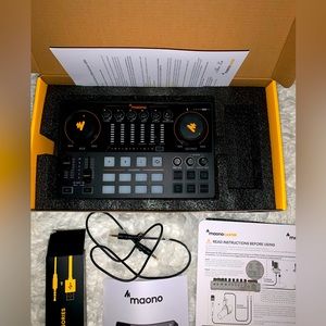 (Brand New) MAONO Podcast Studio Equipment for Live, Streaming, Recording